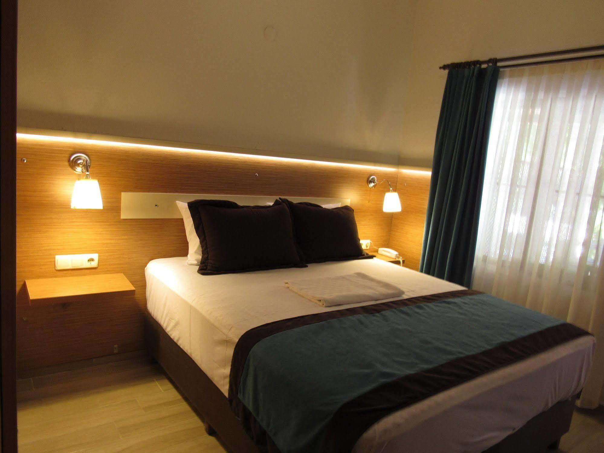Assos Hunters Hotel (Adults Only) エクステリア 写真